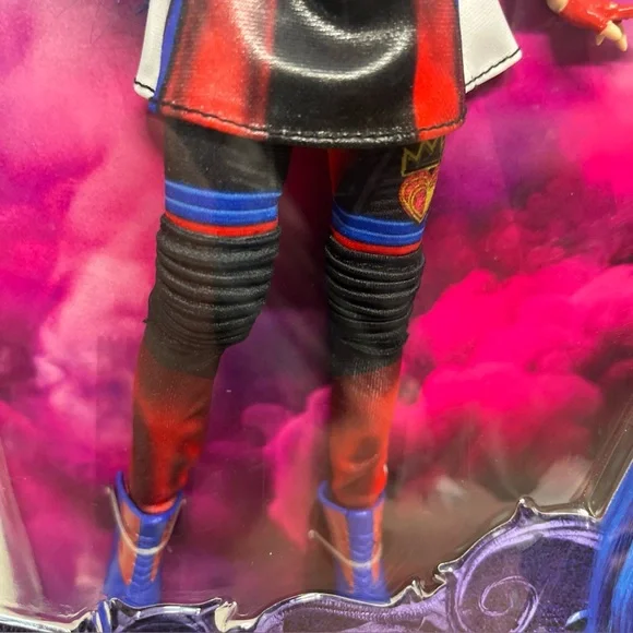 Disney Descendants 3 EVIE DOLL NEW SEALED 12” Disney - Picture 3 of 11